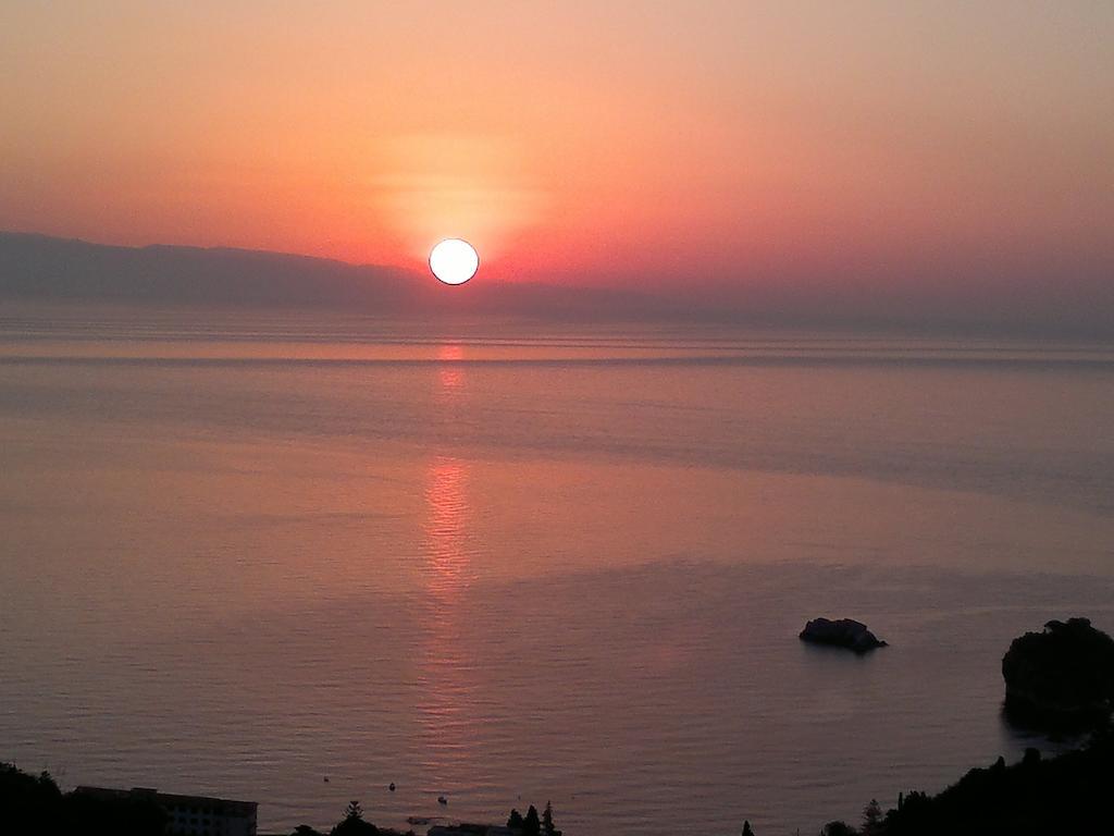 B&B La Terrazza Sul Mare Taormina Ngoại thất bức ảnh