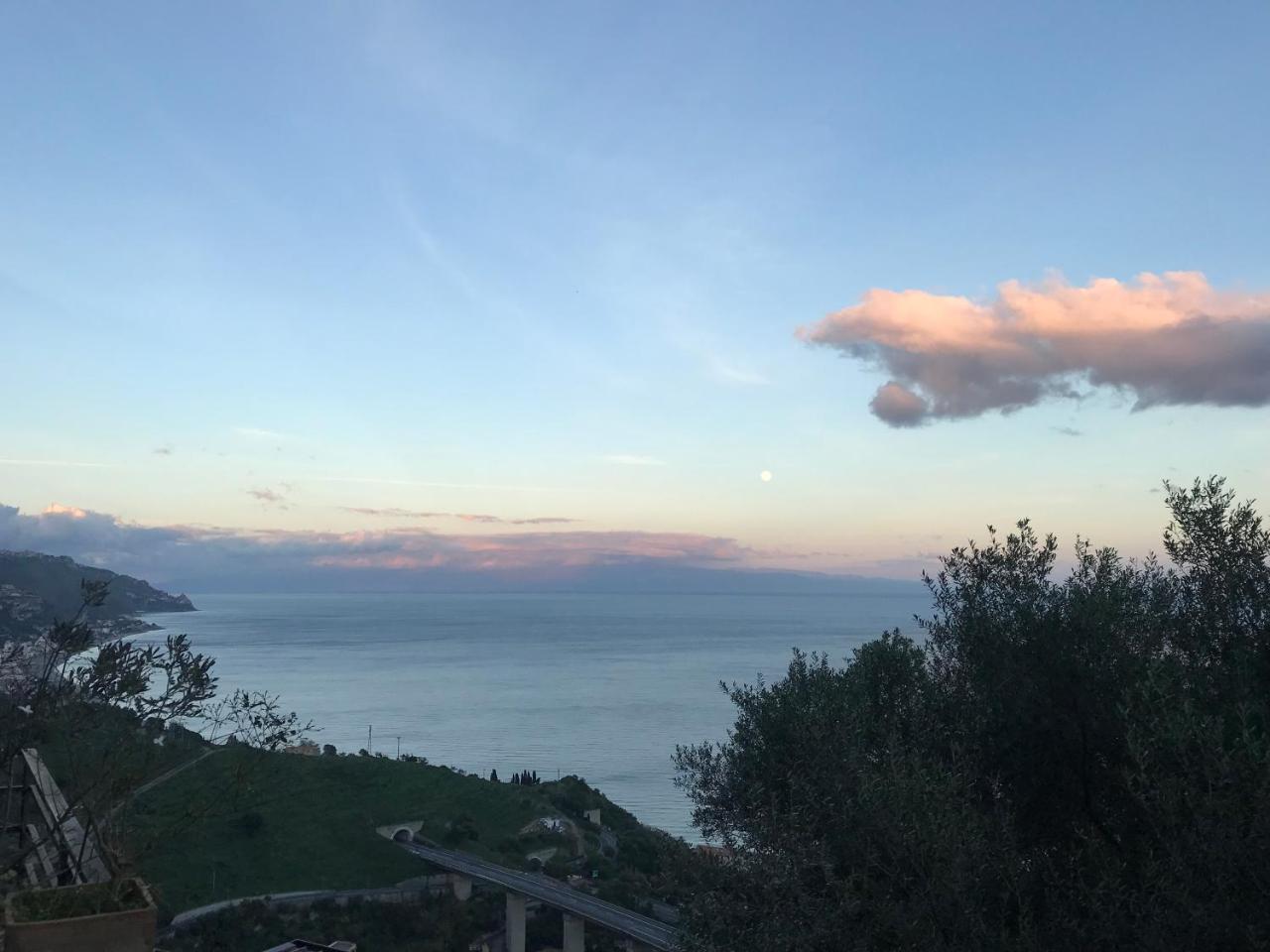 B&B La Terrazza Sul Mare Taormina Ngoại thất bức ảnh